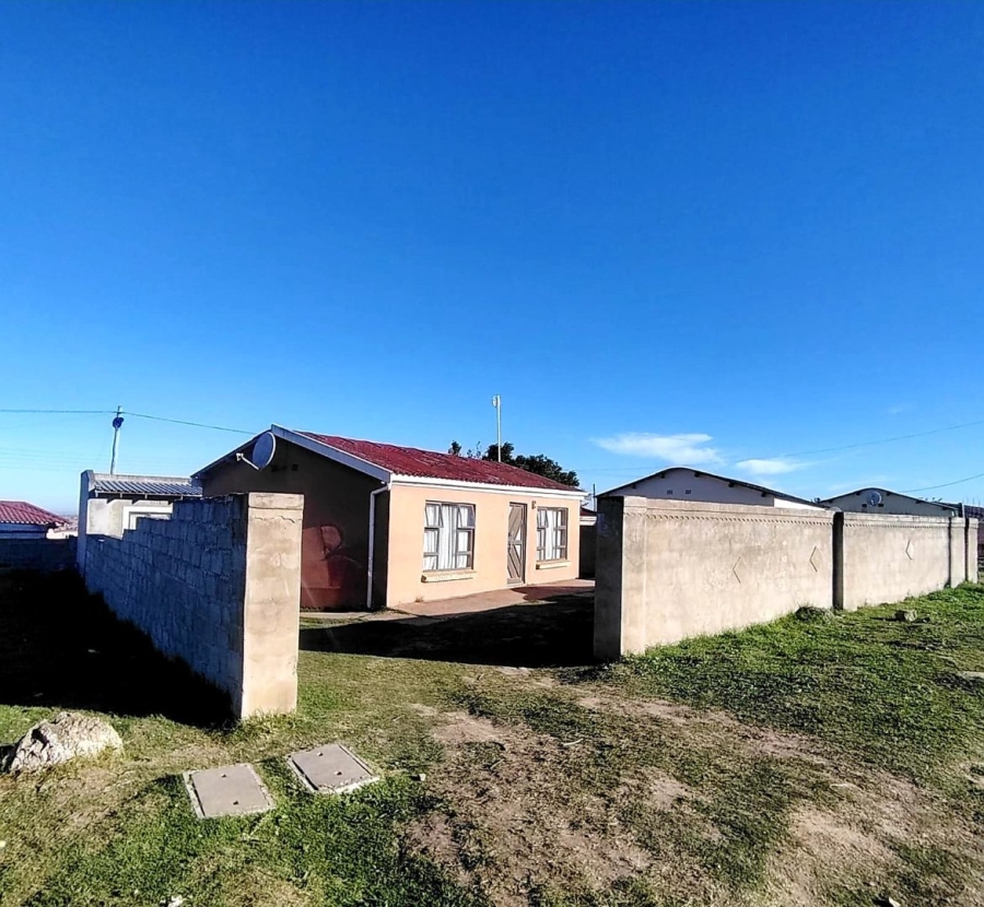 5 Bedroom Property for Sale in Mdantsane Eastern Cape